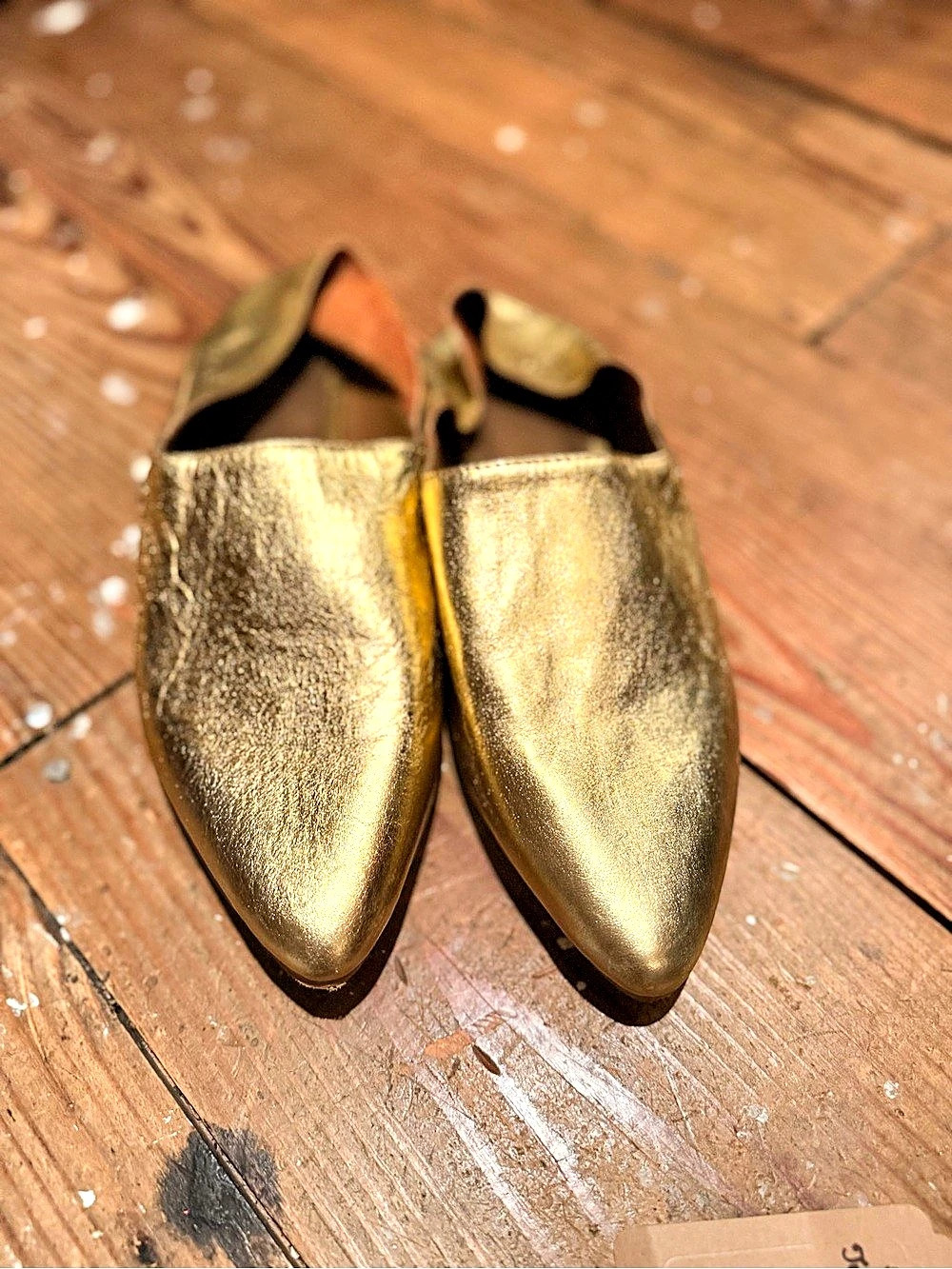 Vizzano Metallic Pointed-Toe Flats EU 39 Gold